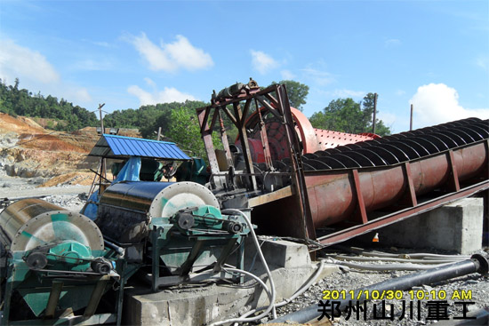 馬來(lái)西亞赤鐵礦設(shè)備安裝現(xiàn)場(chǎng)